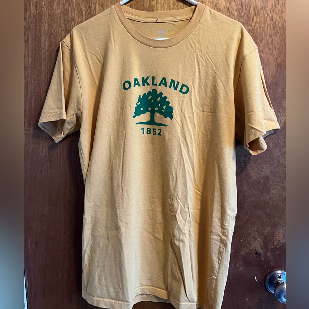 Oaklandish tee